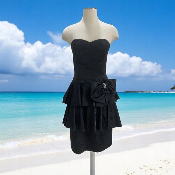 Vintage Pantagis Strapless Black Ruffle Dress Bow Detail Cocktail 80s Glam - Picture 1 of 11